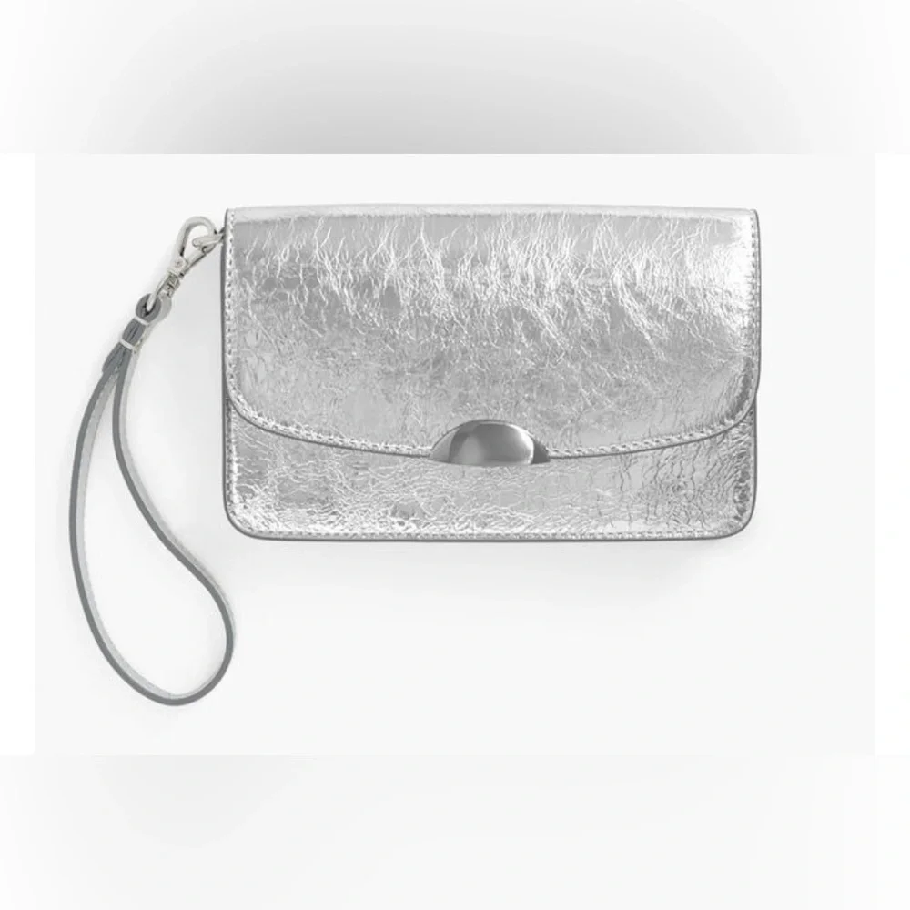 Talbots NWOT Crinkle Metallic Leather‎ Wristlet